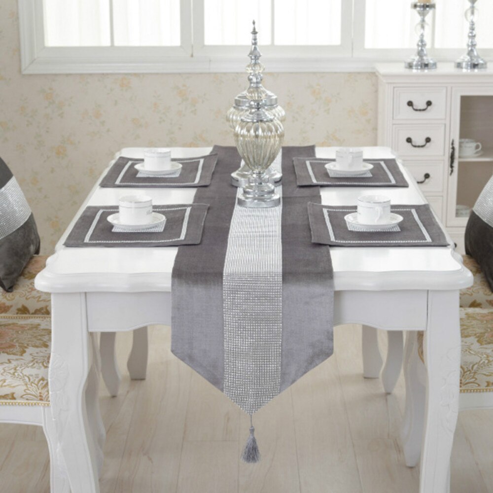 Crystal Trim Table Runner with 4 Pcs Placemats Crystal Trim Table Runner with 4 Pcs Placemats